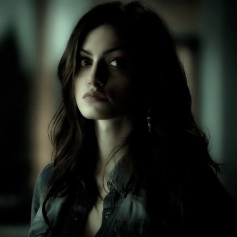 Hailey Marshall, Jaina Solo, Hayley And Klaus, Hayley The Originals, Hayley Marshall, Cat Profile, Best Friends Sister, Phoebe Tonkin, Stefan Salvatore