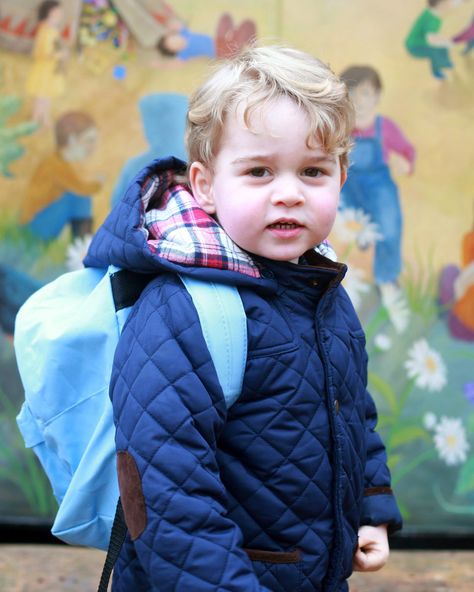 Click to see the adorable pictures from Prince George's first day at Nursery School! First Day At Nursery, Vévodkyně Kate, Prinz George, Anmer Hall, Kate Und William, Duchesse Kate, Düşes Kate, Prince William Et Kate, Herzogin Von Cambridge