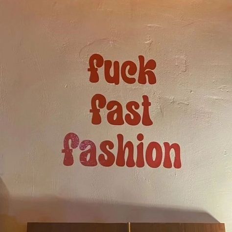 Jsjsnsndj Sustainable Fashion Aesthetic Moodboard, Second Hand Boutique, Vintage Store Branding, Fast Fashion Aesthetic, Store Decoration Ideas, Thrift Clothes Aesthetic, Vintage Aesthetic Instagram, Slow Fashion Aesthetic, Thrift Shop Aesthetic