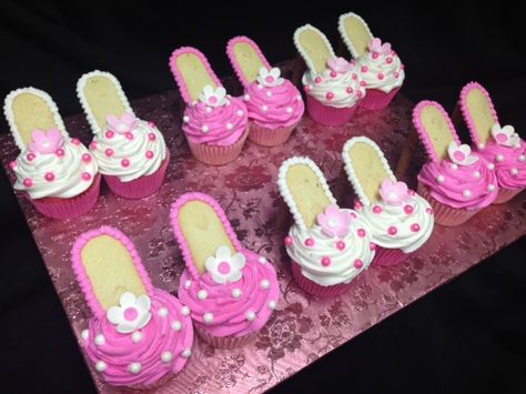 Creative Memories The Sweet Spot Bakery 5-6-14 Pink High Heel Cupcakes Threenager Cupcakes, Black Barbie Cupcakes, Barbie Birthday Party Cake Cupcake, Barbie High Heel Cupcakes, Cupcake Heels, Cupcake Shoes High Heel, Heel Cupcakes, High Heel Cupcakes, Barbie Cupcakes