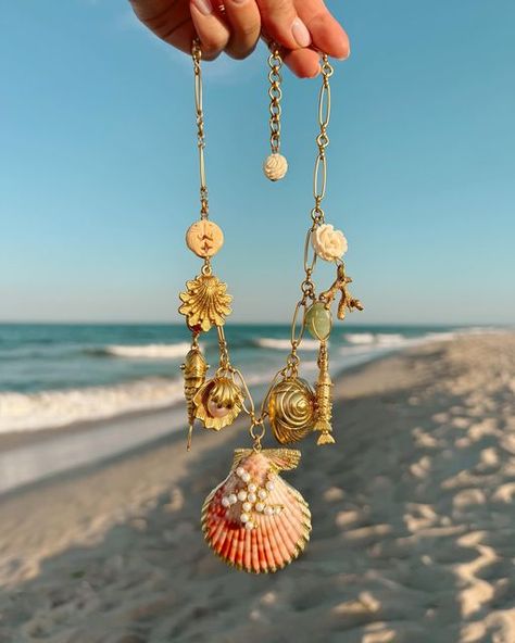 Brinker + Eliza on Instagram: "Feels like summer 🐚" Faberge Jewelry, Body Decor, Tropical Jewelry, Feels Like Summer, Ocean Inspired Jewelry, Beachy Jewelry, Project List, Mermaid Jewelry, Beach Necklaces