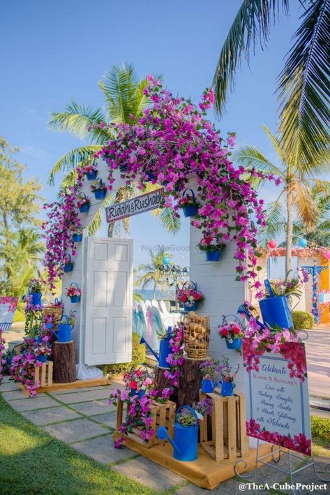 Super Cute Ideas We Loved In This Mykonos-Themed Mehendi! | WedMeGood Create Archway, Mamma Mia Prom Theme, Mamma Mia Theme Party Decorations, Santorini Themed Party, Mehndi Entrance, Mamma Mia Wedding, Greece Party, Sweet 17, Blue Doors