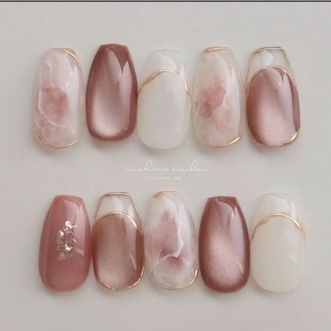 Cute Short Korean Nails, Hmong Nails Design, Japanese Nail Designs Simple, Simple Everyday Nails, Korean Fall Nails, Japanese Manicure, Peach Beach, Shiny Nails Designs, Elegant Touch Nails