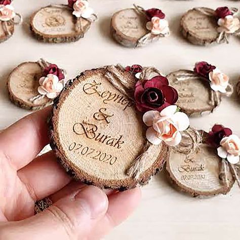 Magnet Favors Wedding, Magnet Wedding Favors For Guests, Wood Party Favors, Wood Wedding Favors For Guests, Wooden Wedding Favors, Wedding Favor Magnets, Rustic Wedding Souvenirs, Rustic Magnets, Wedding Favors Magnets