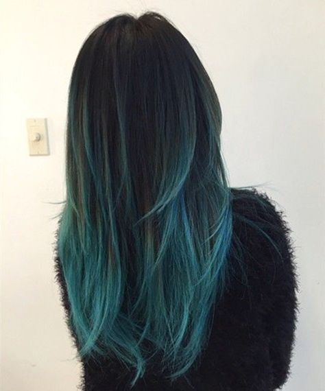 Black to teal green & blue ombre hair color with highlight~ new hair dye choice of turquoise Ombre Hair Colour, Blue And Green Hair, Blue Ombre Hair, Teal Hair, Hair Color Highlights, Hair Color Blue, Ombre Hair Color, Dye My Hair, Grunge Hair