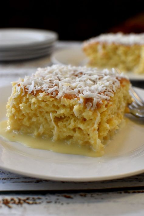 Tres Leches Cake Recipe Authentic, Cake With Coconut Milk, Popular Cheesecake Recipes, Coconut Tres Leches Cake, Coconut Tres Leches, Authentic Mexican Desserts, Chocolate Tres Leches Cake, Passion Fruit Mousse, Cake Coconut