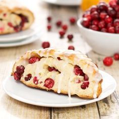 Fresh Cranberry Scones {Sweet Pea's Kitchen} Cranberry Scones Recipe, Cranberry Scone, Fresh Cranberry, Cranberry Orange Scones, Cranberry Scones, Skillet Chocolate Chip Cookie, Scones Easy, Scones Recipe, Cranberry Recipes