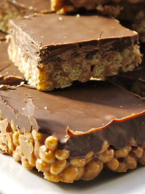 Mars Bar Cake, Weight Watcher Desserts, Resepi Biskut, Bar Cake, Mars Bar, Tray Bake Recipes, Torte Cupcake, Chocolate And Peanut Butter, Low Carb Dessert