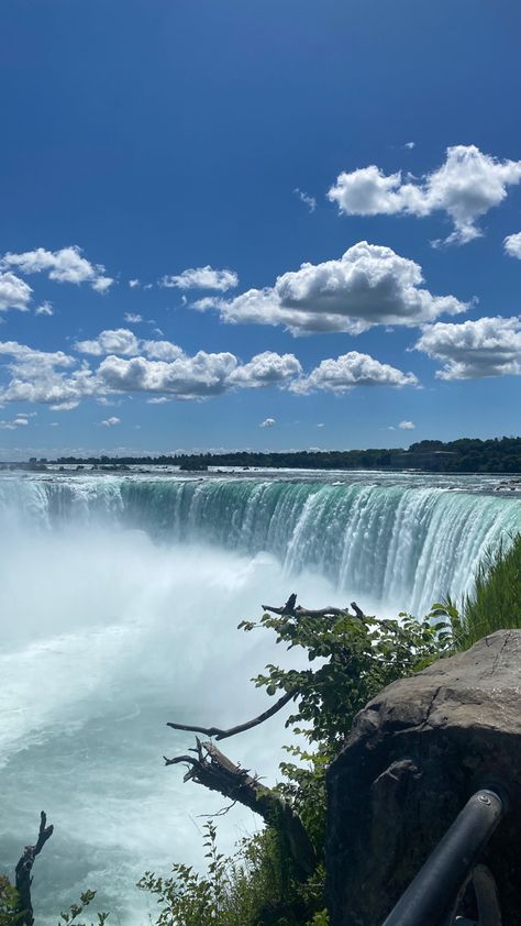 Aesthetic Waterfall Wallpaper, Aesthetic Waterfall Pictures, Water Falls Aesthetic, Canada Nature Aesthetic, Niagara Aesthetic, Water Fall Pictures, Water Falls Beautiful Waterfalls, Waterfall Aesthetic Wallpaper, Water Fall Aesthetic