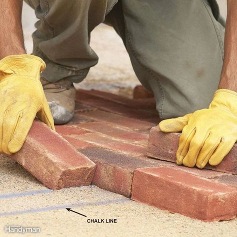 17 Great Tips for Landscaping Your Backyard — The Family Handyman Patio Pergola, Yard Project, Landscaping Tips, Family Handyman, Wall Construction, Back To Nature, Lawn And Garden, Outdoor Projects, Outdoor Design