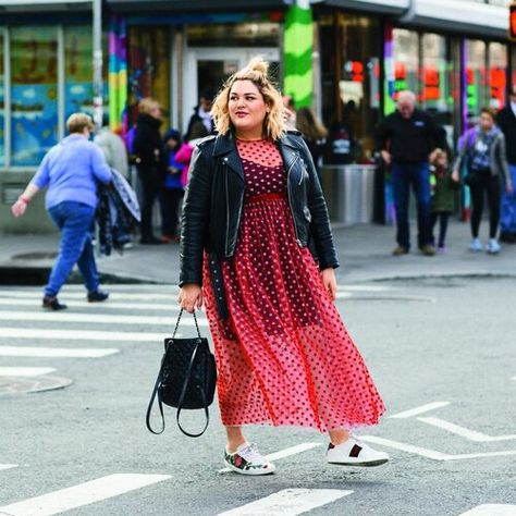 Curvy Street Style, Plus Size Summer Fashion, Plus Size Inspiration, Guy Style, Glamour Magazine, Quirky Fashion, Supermodels Runway, Funky Fashion, Fashion 2024