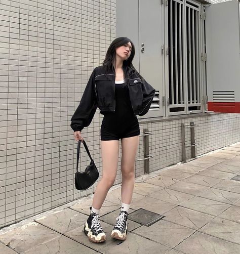 Korean Outfit Street Styles, Casual Day Outfits, Easy Trendy Outfits, Mode Inspo, Edgy Outfits, Korean Outfits, Casual Style Outfits, Teen Fashion Outfits, Outfits Casuales