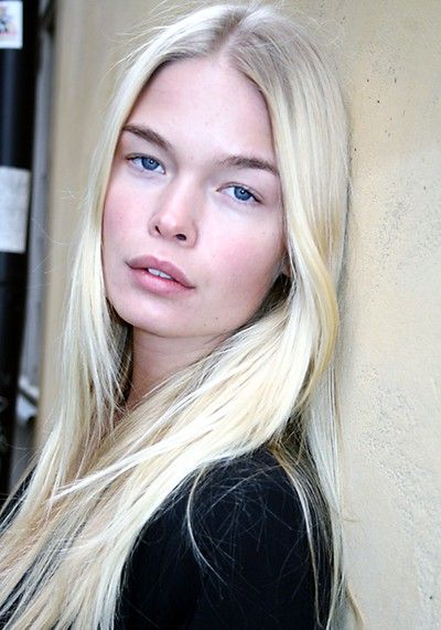 Usually not into the blonde hair/blue eyed look but Klara's one of my faves at the moment-classic Swedish beauty. Mega Model Agency.... Swedish Model Blonde, Scandi Blonde Hairline, Norse Queen, Scandi Blonde Hair, Swedish Blonde Hair, Nordic Blonde, Swedish Blonde, Swedish Model, Cara Jourdan