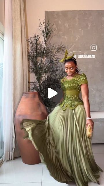 Nigerian fashion Blogger on Instagram: "Stylish modest slay inspiration 😍

@tubobereni_  #bellanaijaweddings #asoebibella #asoebiafrica #ankarafashiongallery #madeinnigeria" Nigerian Fashion, Boss Outfit, Aso Ebi Bella, Bella Naija Weddings, Aso Ebi, March 16, Fashion Gallery, Fashion Blogger, Blogger