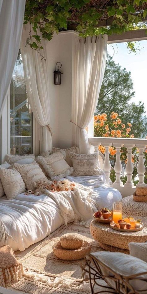 Sunroom Decorating, Apartment Patio, Apartment Balcony Decorating, Balcony Design, Outdoor Patio Decor, Apartment Balconies, Balcony Decor, Dream House Decor, Home Fashion