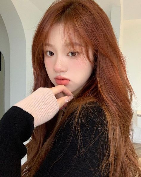 Dark Orange Hair, Orange Brown Hair, Cheveux Oranges, Amber Hair, Hair Color Orange, Korean Hair Color, Ginger Hair Color, Copper Hair Color, Pretty Hair Color