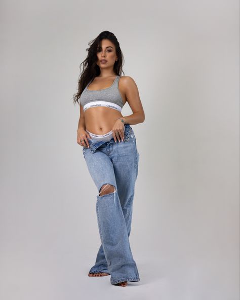 Photoshoot Denim Outfit, Denim Inspired Photoshoot, Bodysuit And Jeans Photoshoot, Boyfriend Jeans Photoshoot, Calvin Klein Bra And Jeans Photoshoot, Calvin Klein Studio Photoshoot, Jeans And Calvin Klein Photoshoot, Studio Photo Shoot Outfit Ideas, Bra Photoshoot Indoor