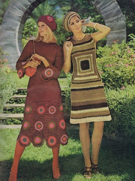 70s vintage dress beret motifs midi afghan skirt crochet vintage patterns Crocheted Dresses, Vintage Crochet Dresses, Patti Hansen, Needlecraft Patterns, Poncho Design, Knit Dress Pattern, Black Crochet Dress, Vintage Crochet Patterns, 60s And 70s Fashion