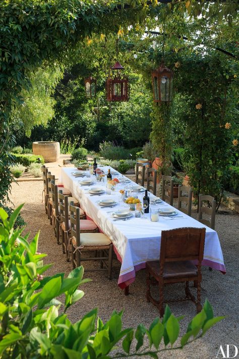 Marc Appleton Creates a Rustic, Mediterranean-Inspired Garden Outdoor Rooms, Have Inspiration, Mediterranean Garden, An Architect, Outdoor Dining Table, Outdoor Entertaining, Garden Room, Dream Garden, Backyard Patio