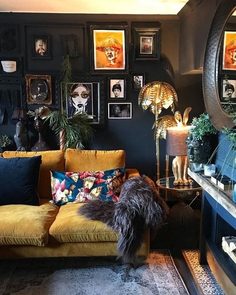 Unconventional Living Room, Decoration For Anniversary, Quirky Living Room, Winter Decor Ideas, Maximalist Aesthetic, Dark Boho, Interior Design Per La Casa, Living Room Styles, Room Styles