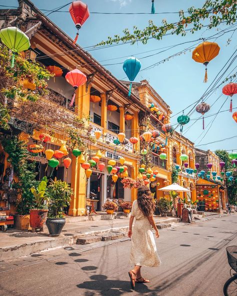 paulina | brooklyn kitten on Instagram: “Been a long minute since I’ve felt the magic of discovery 💫 — My photo sharing has had no rhyme or reason lately, just whatever I feel like…” Hoi An, Da Nang, Asia Travel, Hoi An Old Town, Vietnam Vacation, Hoi An Vietnam, Vietnam Art, Vietnam Travel Guide, Vietnam Travel