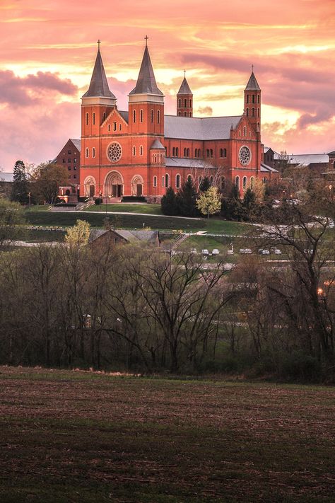 Latrobe Pennsylvania, Saint Vincent, A Hill, Pittsburgh Pa, Personal Photo, Beautiful Day, Pennsylvania, Places To Go, The Neighbourhood