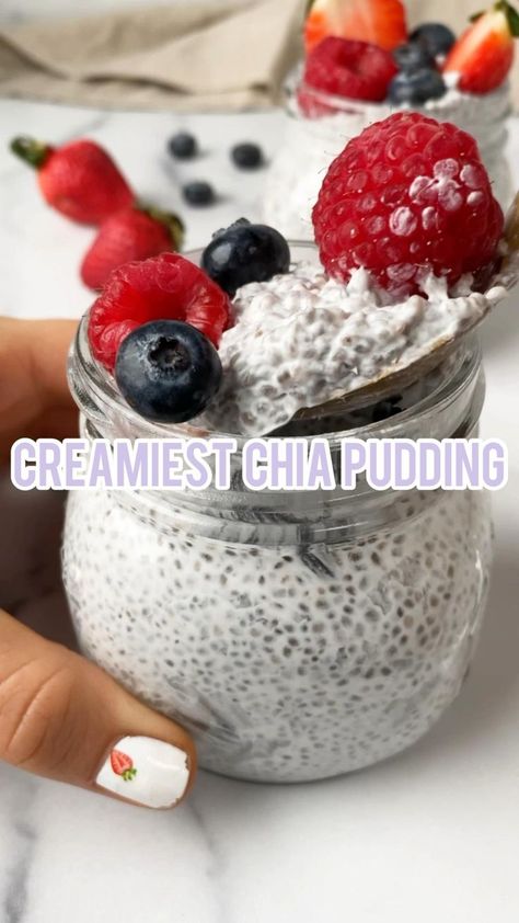 How To Make A Healthy Smoothie, Thick Chia Seed Pudding, Creamy Chia Pudding, Coconut Chia Pudding Recipes, Creamy Chia Seed Pudding, Over Night Chia Pudding, Lunch Ideas Vegetarian, Easy Chia Pudding, Vegan Chia Pudding