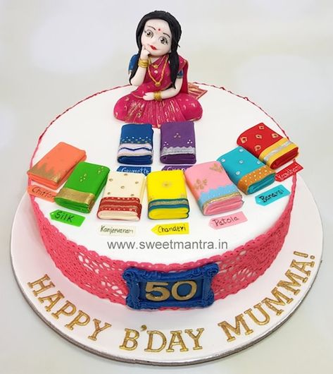 Decoration Ideas For Moms Birthday, Moms 50th Birthday Cake, Cake For Mummy Birthday, Cake Ideas For Moms Birthday, Saree Theme Cake, Mummy Birthday Cake, Cake Design For Mom, Customized Cake, Birthday Cake For Mom