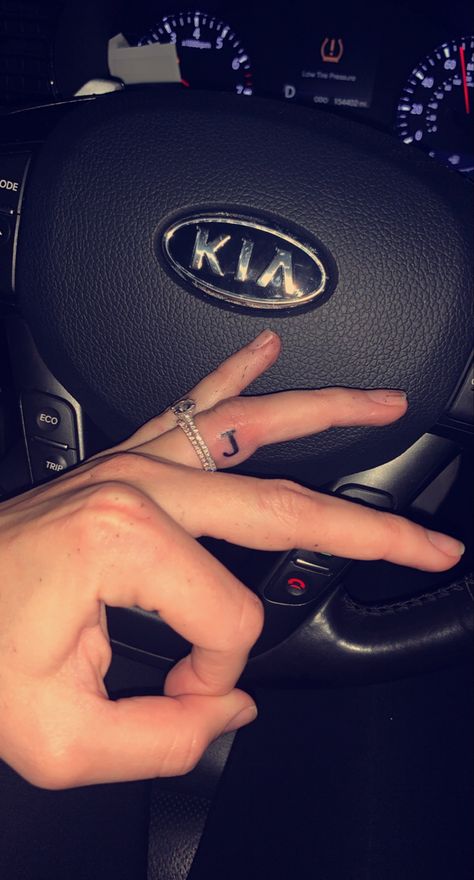 Husband Initial Tattoo Ring Finger, Finger Tattoos For Couples Initials, Finger Tattoos Ring Finger Tattoo, J Tattoo Ring Finger, Letter J Tattoo Finger, J On Ring Finger Tattoo, Finger Tattoos With Initials, J On Finger Tattoo, Husband Name Tattoo On Ring Finger