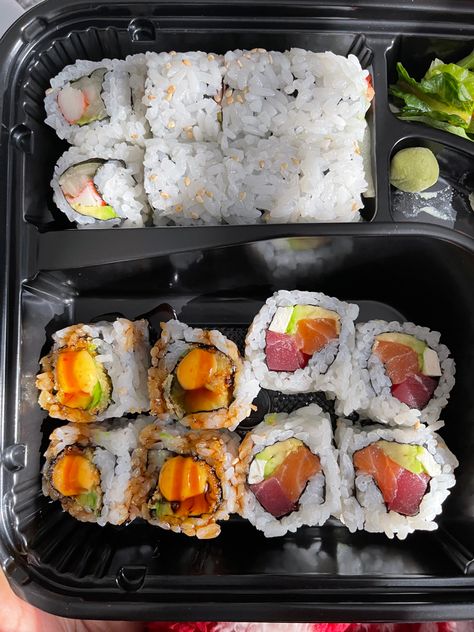 Takeout sushi Sushi Takeout, Sushi Take Out, Take Out, Ethnic Recipes, Quick Saves