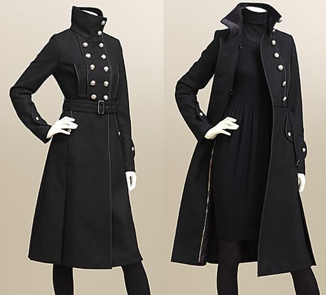 Sherlock trench coat. Awesome! :3 Military Coat, Dieselpunk, Fantasy Clothing, Fantasy Fashion, Mode Vintage, Gothic Lolita, Character Outfits, Art Clothes, Lolita Fashion