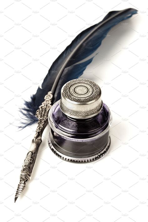 Quill And Ink Aesthetic, Quill Pen Aesthetic, Tattoo Plume, Ink Aesthetic, Pen Aesthetic, Quill Tattoo, Feather Quill Pen, Antique Inkwells, Quill And Ink