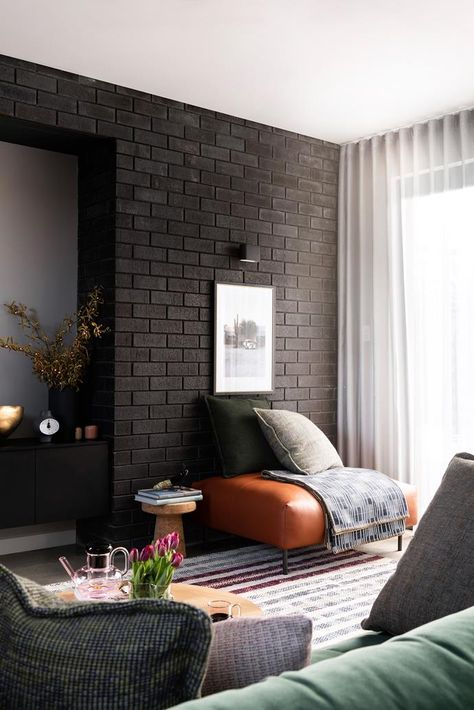 Grey Brick Wall, Brick Wall Living Room, Brick Living Room, Tv Fal, Black Brick Wall, Brick Interior Wall, Brick Interior, Trendy Living Rooms, Minimalist Room