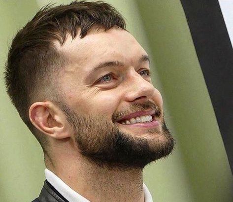 Beautiful hunk of a man Finn Bálor 😍❤💋 Finn Haircut, Finn Balor Haircut, Fin Balor, White Boy Hairstyle, Prince Devitt, White Boy Haircuts, Finn Balor Demon King, Shawn Mendes Hair, Babbu Maan