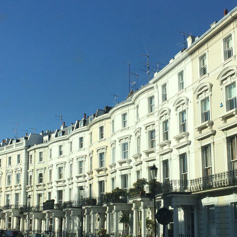 Ladbroke Grove in the sunshine ..London Ladbroke Grove, London Townhouse, Going Places, The Sunshine, Multi Story Building, Street View, London, Building, Travel