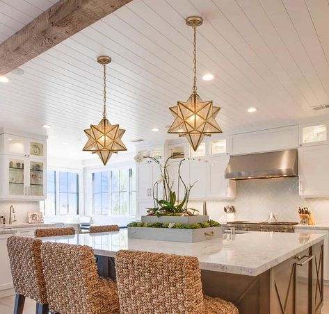 Brass Moravian Star Pendant Light 14-inch Seeded Glass Shade Star Pendant Lights Over Kitchen Island, Star Chandelier Dining Room, Star Light Pendant, Star Shaped Light Fixtures, Seeded Glass Pendant Lights Over Kitchen Island, Quirky Farmhouse, Moravian Star Pendant Light, Contemporary Wooden Dining Table, Star Light Fixture