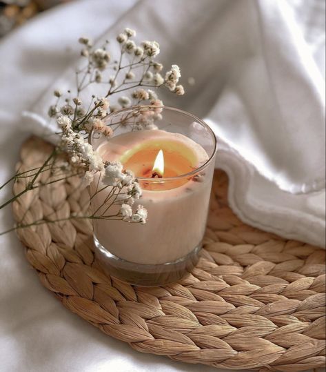 Scented Candles Aesthetic, Candle Photography Ideas, Candle Photoshoot, Velas Candles, Boho Candle, Aesthetic Candle, Candle Lighters, Relaxing Candles, Only Aesthetic