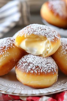 Donuts With Cream Filling, Vanilla Cream Donut Filling Recipe, Homemade Cream Filled Donuts Recipe, French Cruller Donut Recipe, Types Of Donut Fillings, Filled Cronut Recipe, Soft Fluffy Donut Recipe, Pastry Dessert Ideas, Donut Shop Recipes