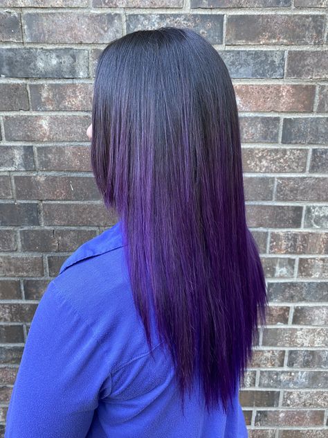 Dark into Purple ombre hair Black Fade Into Purple Hair, Black And Purple Ombre Hair, Black Hair Purple Tips, Dark Purple Hair With Black, Purple Hair Ends, Brown To Purple Ombre Hair, Purple Hair On Brown Hair, Dyed Ends Of Hair Brunettes Purple, Dark Purple Ombre Hair