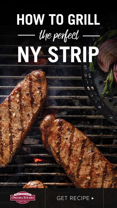 Essen, Cook New York Strip Steak, New York Steak Recipe, Steak On Gas Grill, Ny Strip Steak Recipes, Steak Cooking Chart, Steak Cooking Times, Best Grilled Steak, Ny Steak