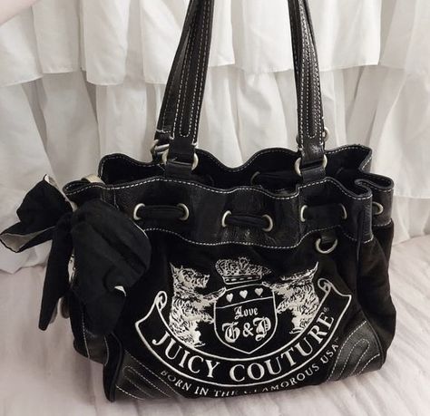 Black Juicy Couture Bag, Juicy Couture Daydreamer Bag, Juicy Couture Daydreamer, 2000s Bags, Witch Bag, Juicy Couture Clothes, Juicy Bag, Y2k Bags, Y2k Juicy Couture