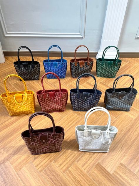 Mini Anjou Goyard Outfit, Goyard Mini Anjou Outfit, Mini Goyard Tote, Goyard Mini Tote Outfit, Goyard Mini Bag, Goyard Mini Anjou, Travelling Accessories, Goyard Tote Bag, Purse Aesthetic