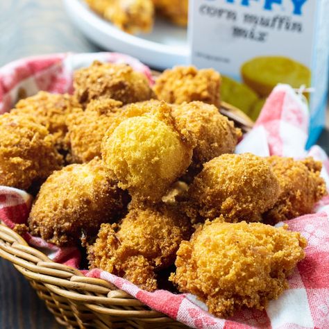 Jiffy Hush Puppies Jiffy Hush Puppies, Hush Puppies Recipe Jiffy, Easy Hush Puppy Recipe, Hush Puppy Recipe, Best Yeast Rolls, Jiffy Corn Muffins, Hush Puppies Recipe, Spicy Southern Kitchen, Recipes Spicy