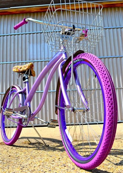 Bicycle Makeover, Custom Beach Cruiser, Purple Bicycle, Recycled Bike Parts, Dirt Bike Helmets, Paint Bike, Beach Cruiser Bicycle, Cruiser Bikes, Beach Cruisers