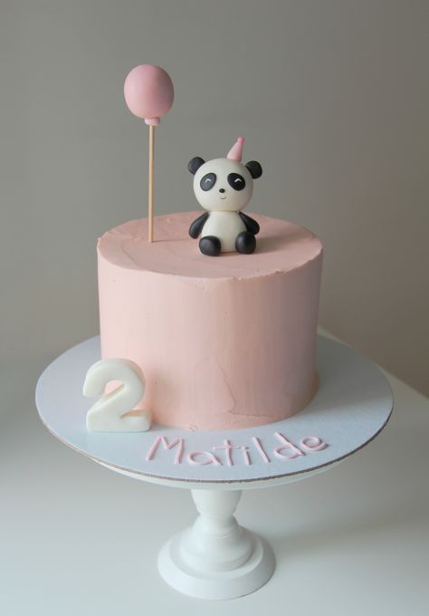 Cute Fondant Cakes Simple, Cake Designs Panda, Panda Cake Ideas Simple, Cake Panda Birthday, Panda Smash Cake, Panda Birthday Cakes, Pink Panda Cake, Panda Cake Ideas, Panda Theme Cake