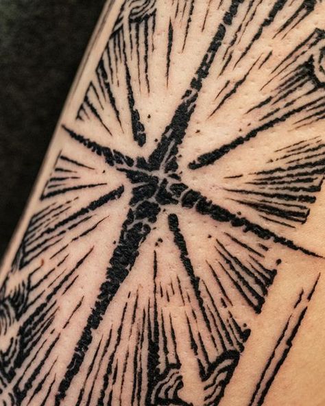 Tattooist Wood on Instagram: "North star ⭐️ Textured tattooing with flash deisgn  #woodcuttattoo #blackwork #engravingtattoo #startattoo #블랙워크" Blackwork Star Tattoo, Texture Tattoo, North Star Tattoo, North Star Tattoos, Woodcut Tattoo, Engraving Tattoo, Blackwork Designs, Star Tattoo, Star Tattoos