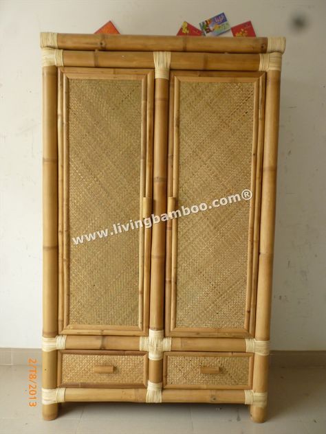 Bamboo Closet, Bambu Art, Bamboo Wardrobe, Bamboo Furniture Diy, Chinese Lamp, Three Door Wardrobe, Lobby Ideas, Bamboo Clothes, Small Villa