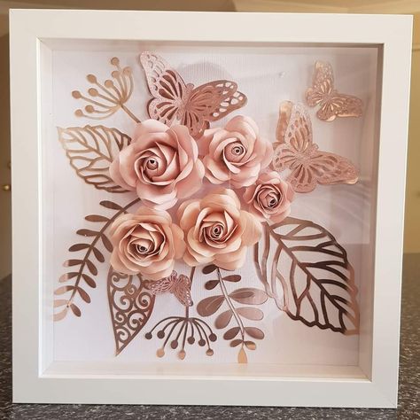 Crafts Ideas For Kids, Baby Shadow Box, Shadow Box Gifts, Drukarka 3d, Diy Paper Flowers, Diy Shadow Box, Idee Cricut, Paper Flower Art, Flower Shadow Box