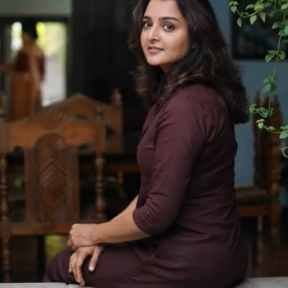 Manju warrier ❤️❤️❤️ Manju Warrier, Indian Photoshoot, Bollywood Dance, Actress Pics, Indian Actress Hot Pics, India Beauty, Actress Photos, Desi Beauty, Beauty Women