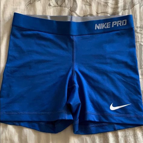 Excersise Outfits, Womens Basketball Shorts, Nike Spandex Shorts, Nike Spandex, Volleyball Shorts, Nike Pro Shorts, Outfit Inspo Casual, Nike Dri Fit Shorts, Nike Sports Bra